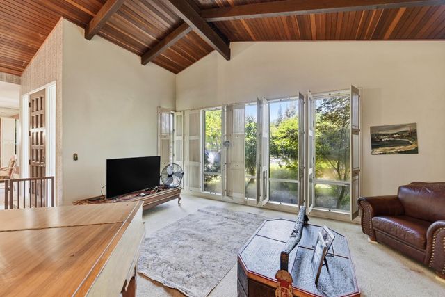 5030 Keane Dr, Carmichael, CA 95608