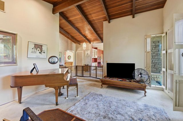 5030 Keane Dr, Carmichael, CA 95608