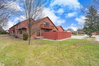42265 Lochmoor Street, Clinton Township, MI 48038