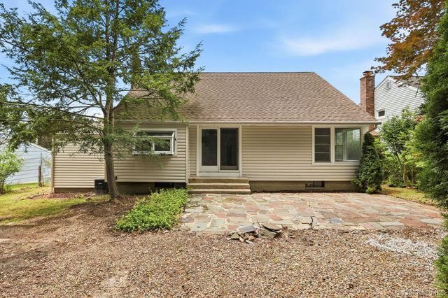 24 Valley View Terrace, Mount Kisco, NY 10549