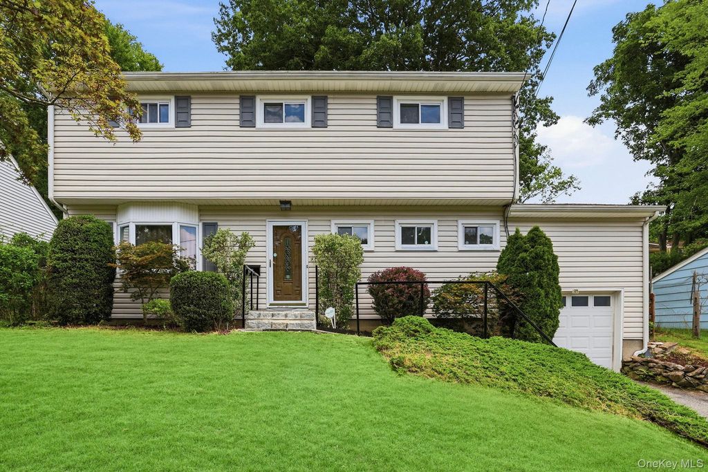 24 Valley View Terrace, Mount Kisco, NY 10549