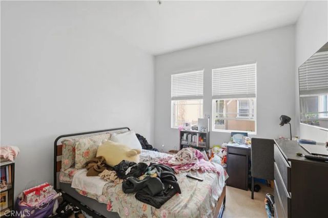 917 S New Hampshire, Los Angeles, CA 90006