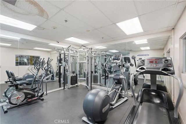917 S New Hampshire, Los Angeles, CA 90006