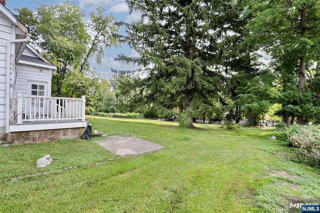 24 N Middletown Road, Montvale, NJ 07645