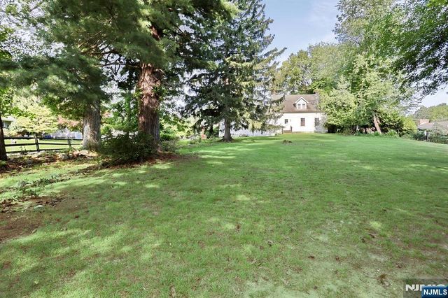 24 N Middletown Road, Montvale, NJ 07645