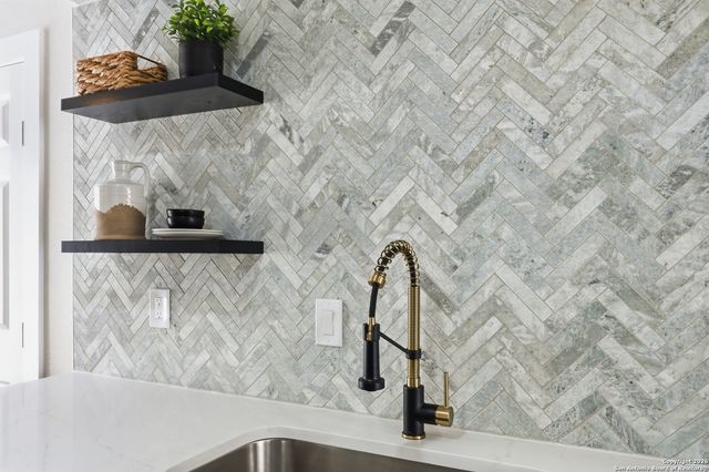 15726 Timberway, San Antonio, TX 78247