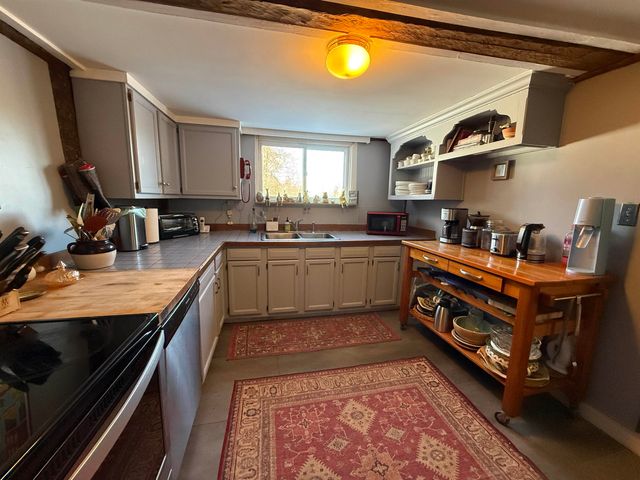 1033 Burrington Hill Road, Whitingham, VT 05361