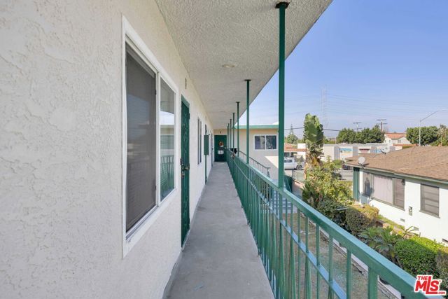 7512 California Avenue, Huntington Park, CA 90255