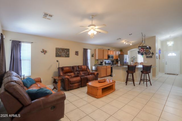 9438 W TROY Drive, Arizona City, AZ 85123