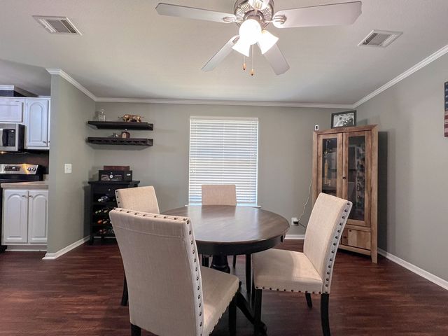 700 N Orange, Alpine, TX 79830