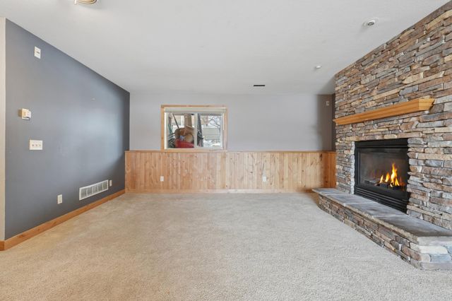 10780 Sailor Way, Woodbury, MN 55129