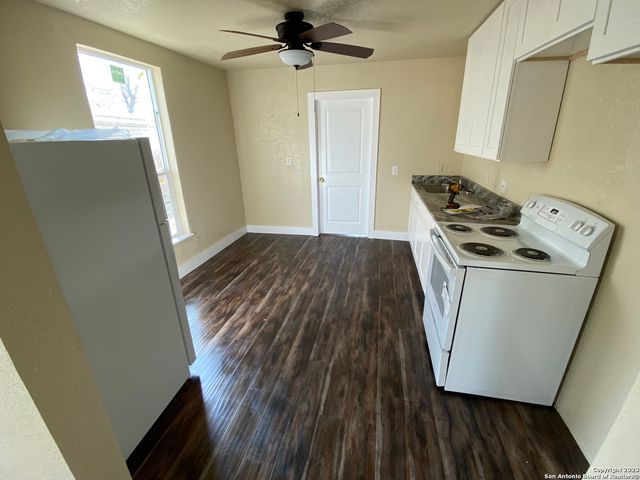 826 SCHLEY AVE, San Antonio, TX 78210