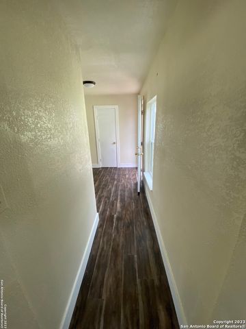 826 SCHLEY AVE, San Antonio, TX 78210