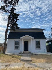 826 SCHLEY AVE, San Antonio, TX 78210