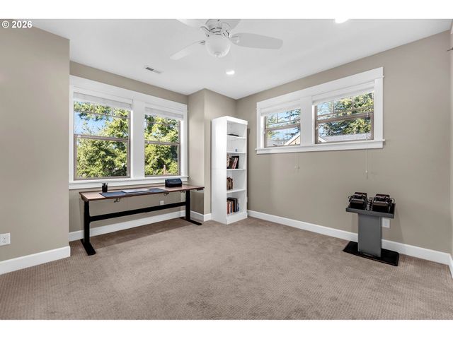 4014 Nw 76TH Ave, Camas, WA 98607