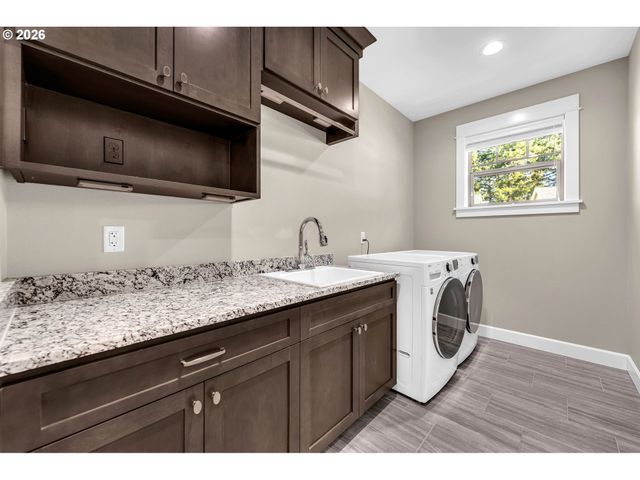 4014 Nw 76TH Ave, Camas, WA 98607