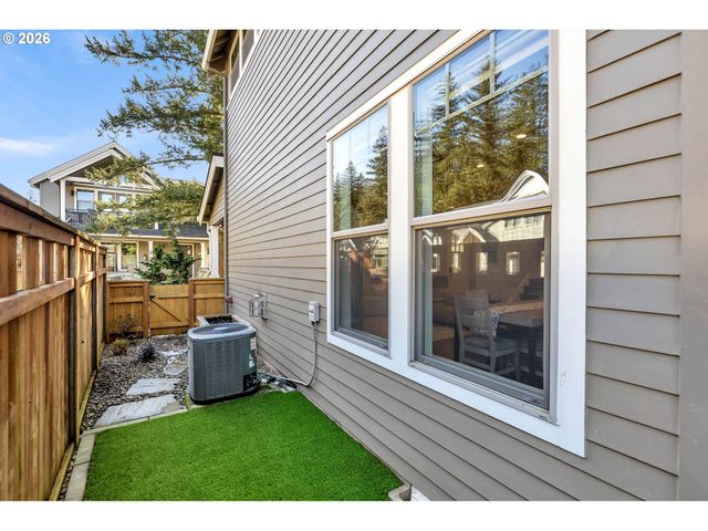 4014 Nw 76TH Ave, Camas, WA 98607