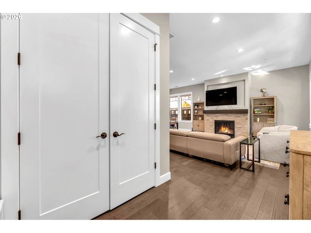 4014 Nw 76TH Ave, Camas, WA 98607