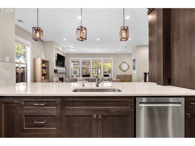 4014 Nw 76TH Ave, Camas, WA 98607