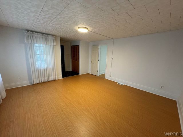 524 University Lower Avenue, Tonawanda, NY 14223