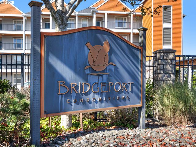 1000 N HOLLADAY Dr 304, Seaside, OR 97138
