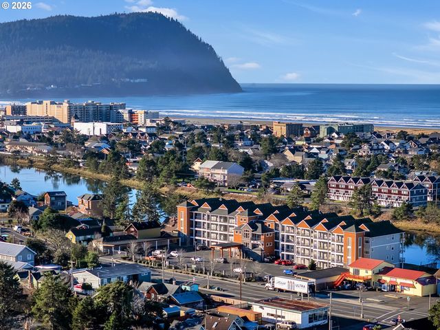 1000 N HOLLADAY Dr 304, Seaside, OR 97138
