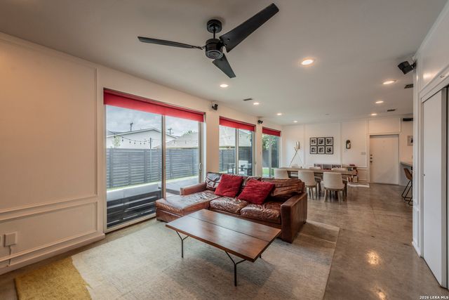 371 EVEREST AVE, San Antonio, TX 78209