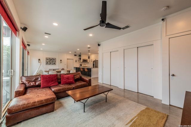 371 EVEREST AVE, San Antonio, TX 78209