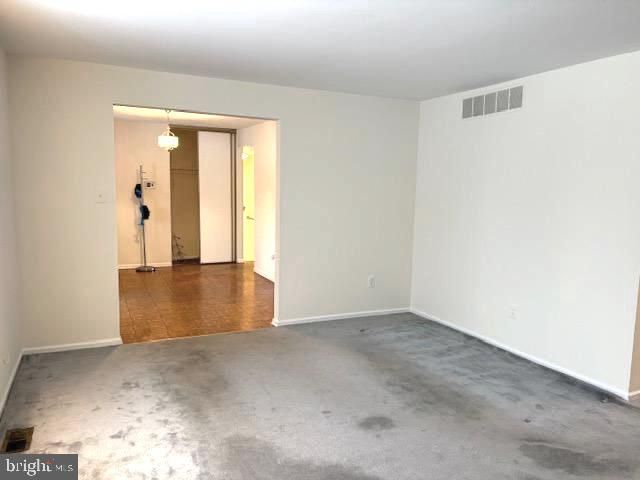 3 QUAY CIR, Sewell, NJ 08080