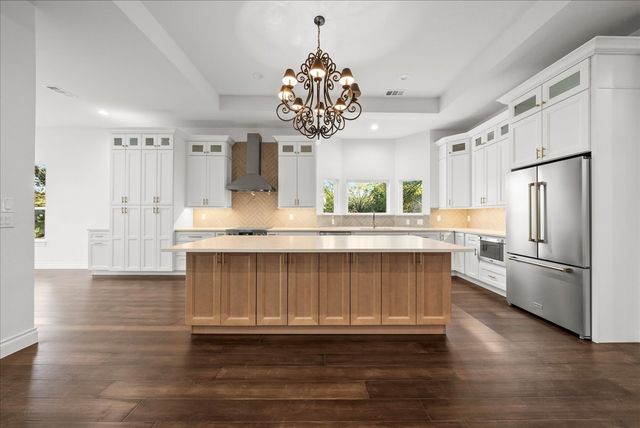 3801 Berry Hill Court, Double Oak, TX 75028