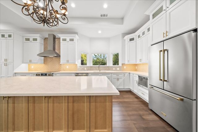 3801 Berry Hill Court, Double Oak, TX 75028