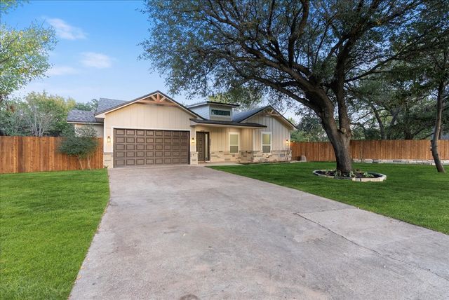 3801 Berry Hill Court, Double Oak, TX 75028