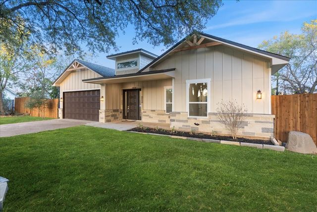 3801 Berry Hill Court, Double Oak, TX 75028