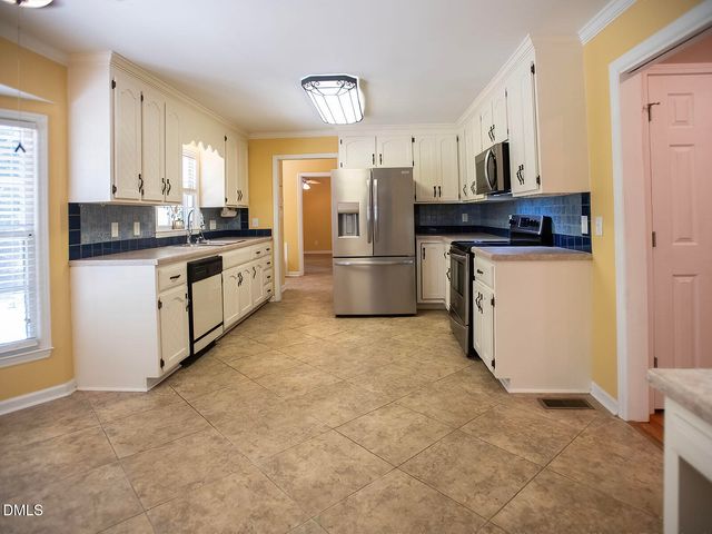 1929 Partridge Court, Fayetteville, NC 28304