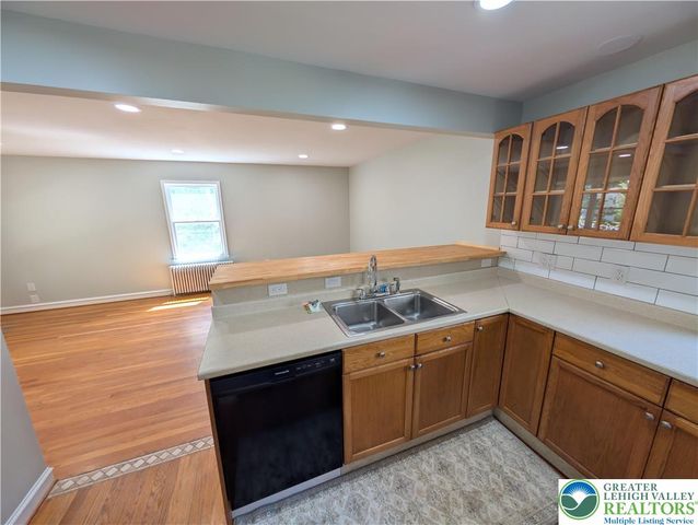 133 North Fairview Street, Nazareth Boro, PA 18064