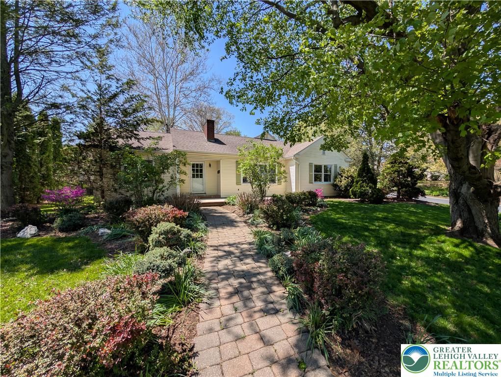 133 North Fairview Street, Nazareth Boro, PA 18064