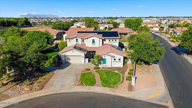 1122 E LODGEPOLE Drive, Gilbert, AZ 85298