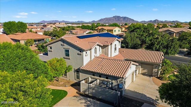 1122 E LODGEPOLE Drive, Gilbert, AZ 85298