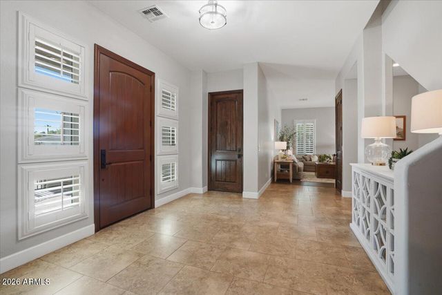 1122 E LODGEPOLE Drive, Gilbert, AZ 85298