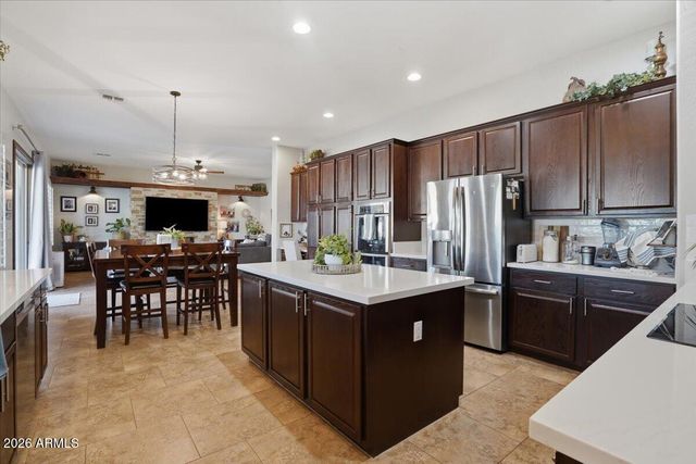 1122 E LODGEPOLE Drive, Gilbert, AZ 85298