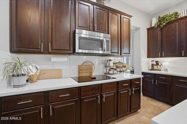 1122 E LODGEPOLE Drive, Gilbert, AZ 85298