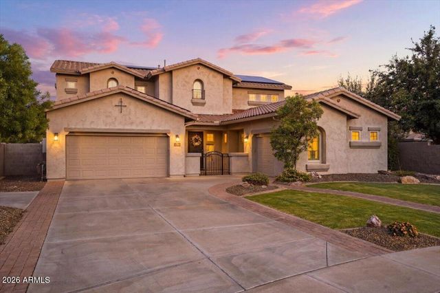 1122 E LODGEPOLE Drive, Gilbert, AZ 85298