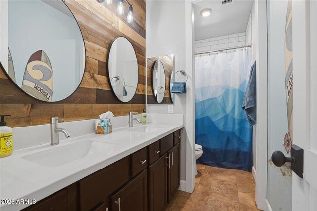 1122 E LODGEPOLE Drive, Gilbert, AZ 85298