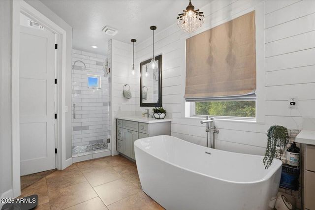 1122 E LODGEPOLE Drive, Gilbert, AZ 85298