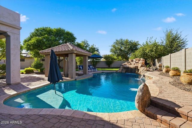 1122 E LODGEPOLE Drive, Gilbert, AZ 85298