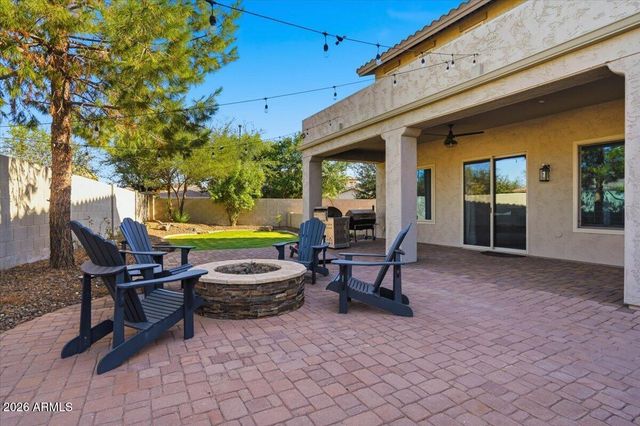 1122 E LODGEPOLE Drive, Gilbert, AZ 85298