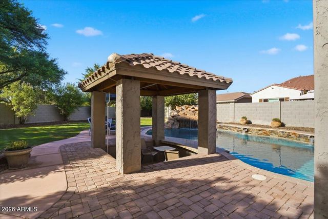 1122 E LODGEPOLE Drive, Gilbert, AZ 85298