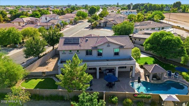 1122 E LODGEPOLE Drive, Gilbert, AZ 85298
