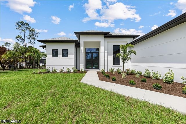 3397 14th AVE SE, Naples, FL 34117