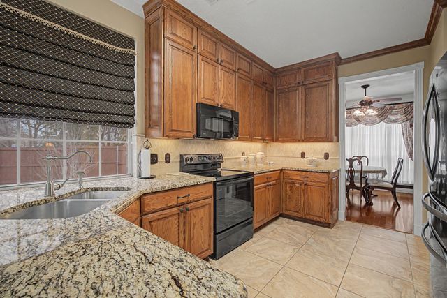 2403 Pinehurst Court, Highland Village, TX 75077